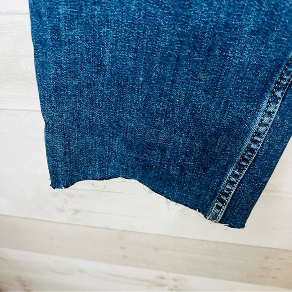 NWT Calvin Klein jeans high rise straight with raw hem - Picture 4 of 5